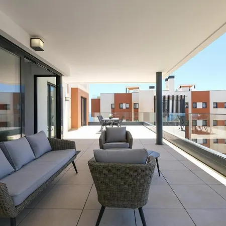 Modern Apartment-sea View Apartman *