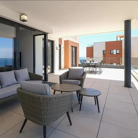Lägenhet Modern Apartment-sea View