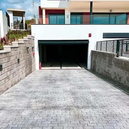 Modern Apartment-sea View Apartamento