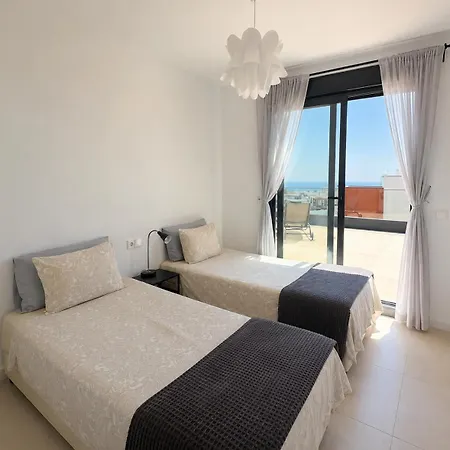 Апартаменти Modern Apartment-sea View *