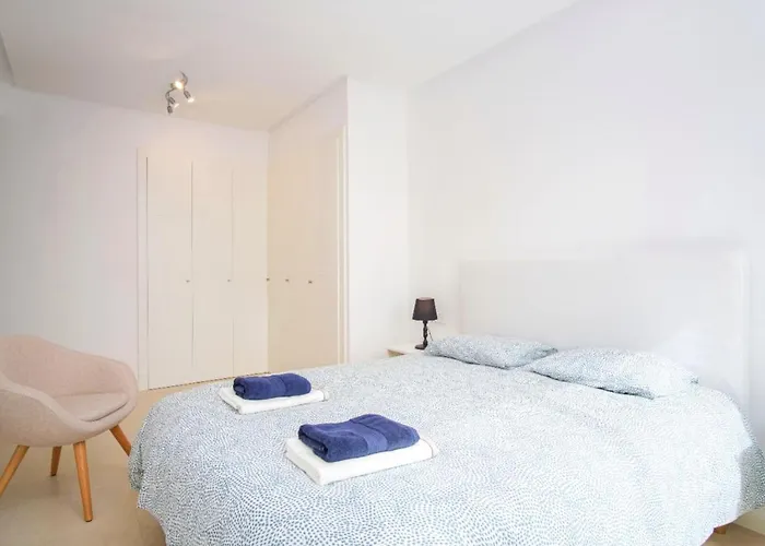 Modern Apartment-sea View פואנגירולה